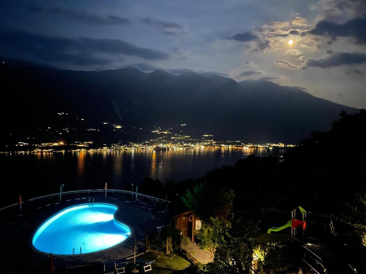 Residence Hotel Maxi Limone sul Garda Exteriör bild