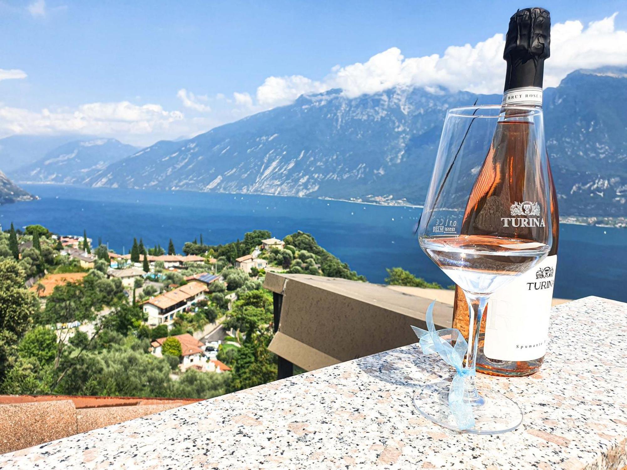 Residence Hotel Maxi Limone sul Garda Exteriör bild