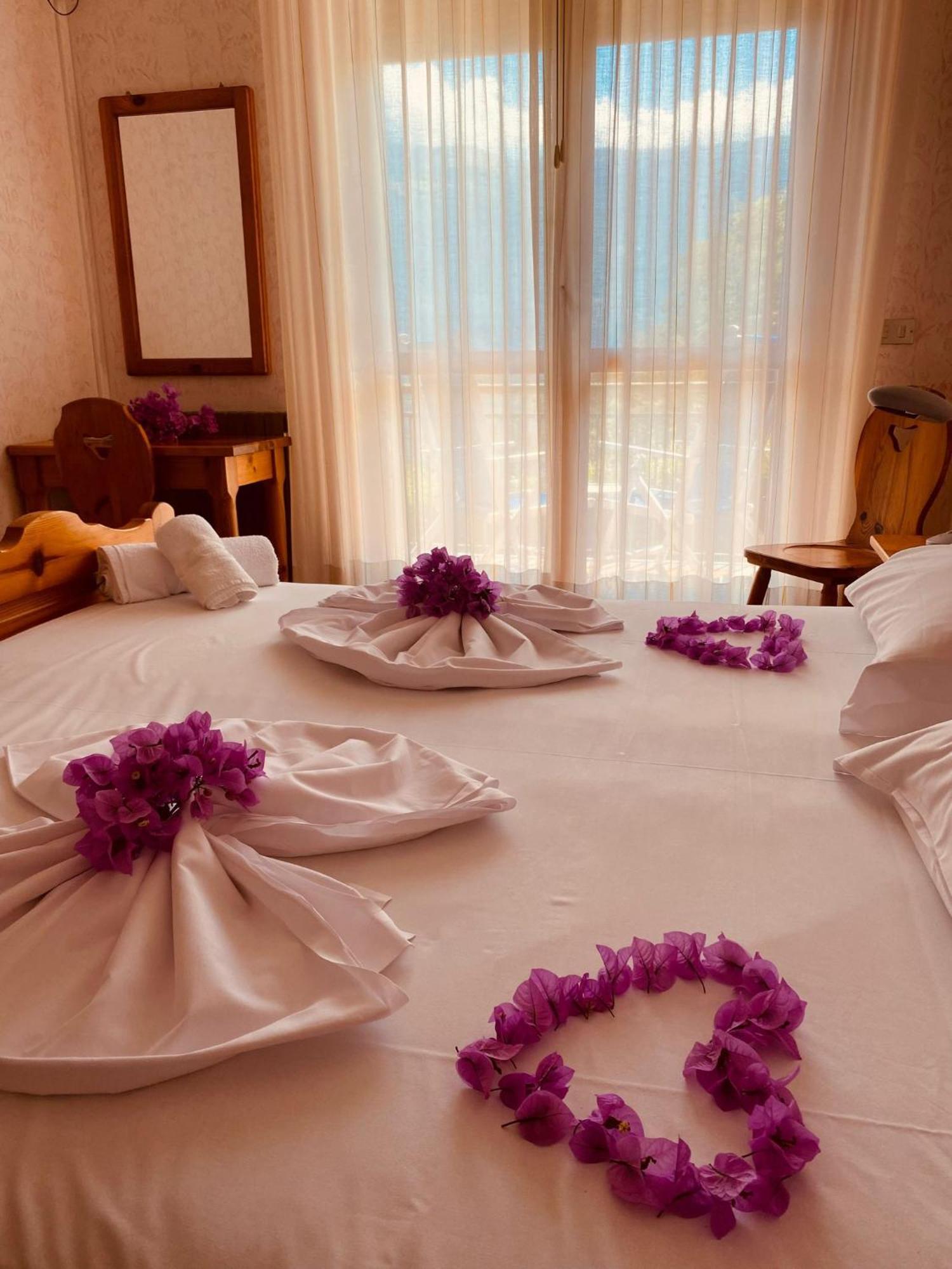 Residence Hotel Maxi Limone sul Garda Rum bild