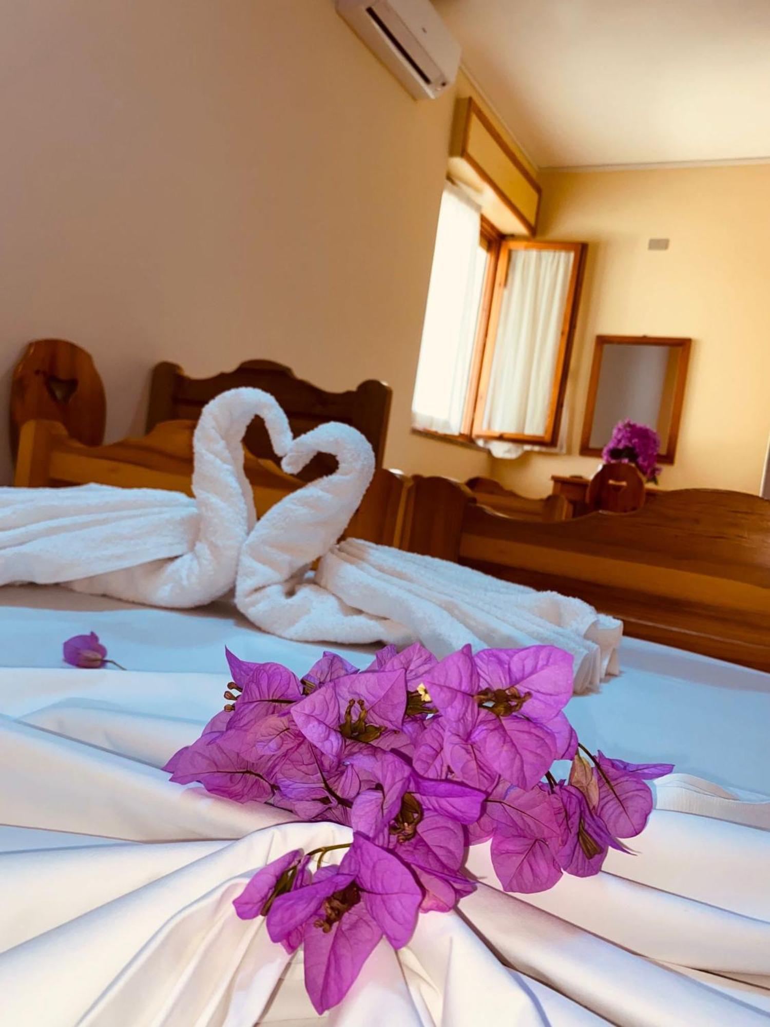 Residence Hotel Maxi Limone sul Garda Rum bild